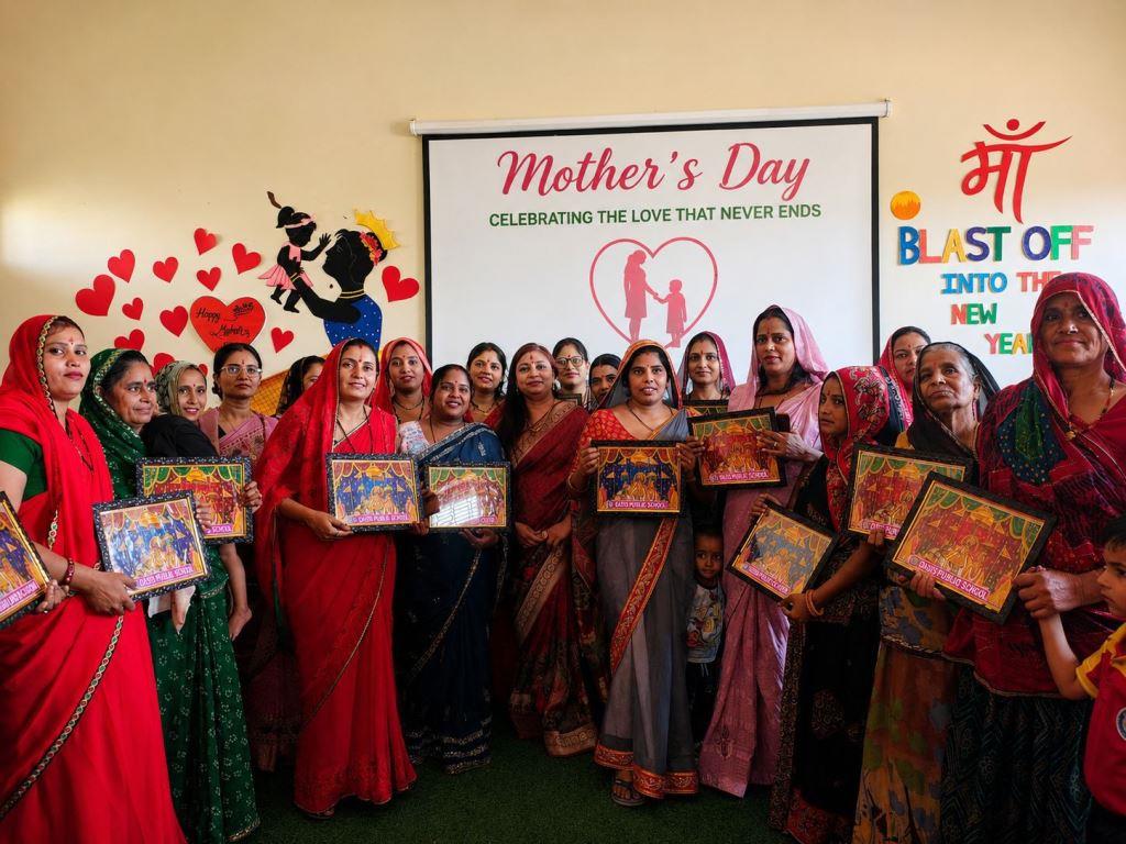 Oasis school celebrated Mother Day